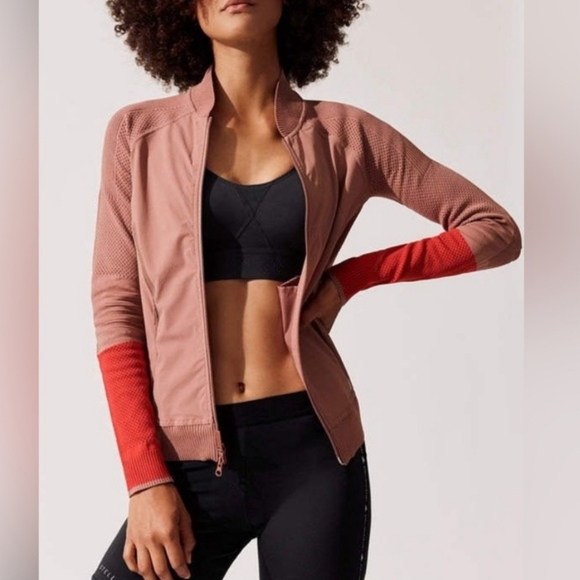 Run Ultra Jacket in Burnt Rose adidas by Stella McCartney Color: Burnt Rose Sz M - Picture 1 of 14